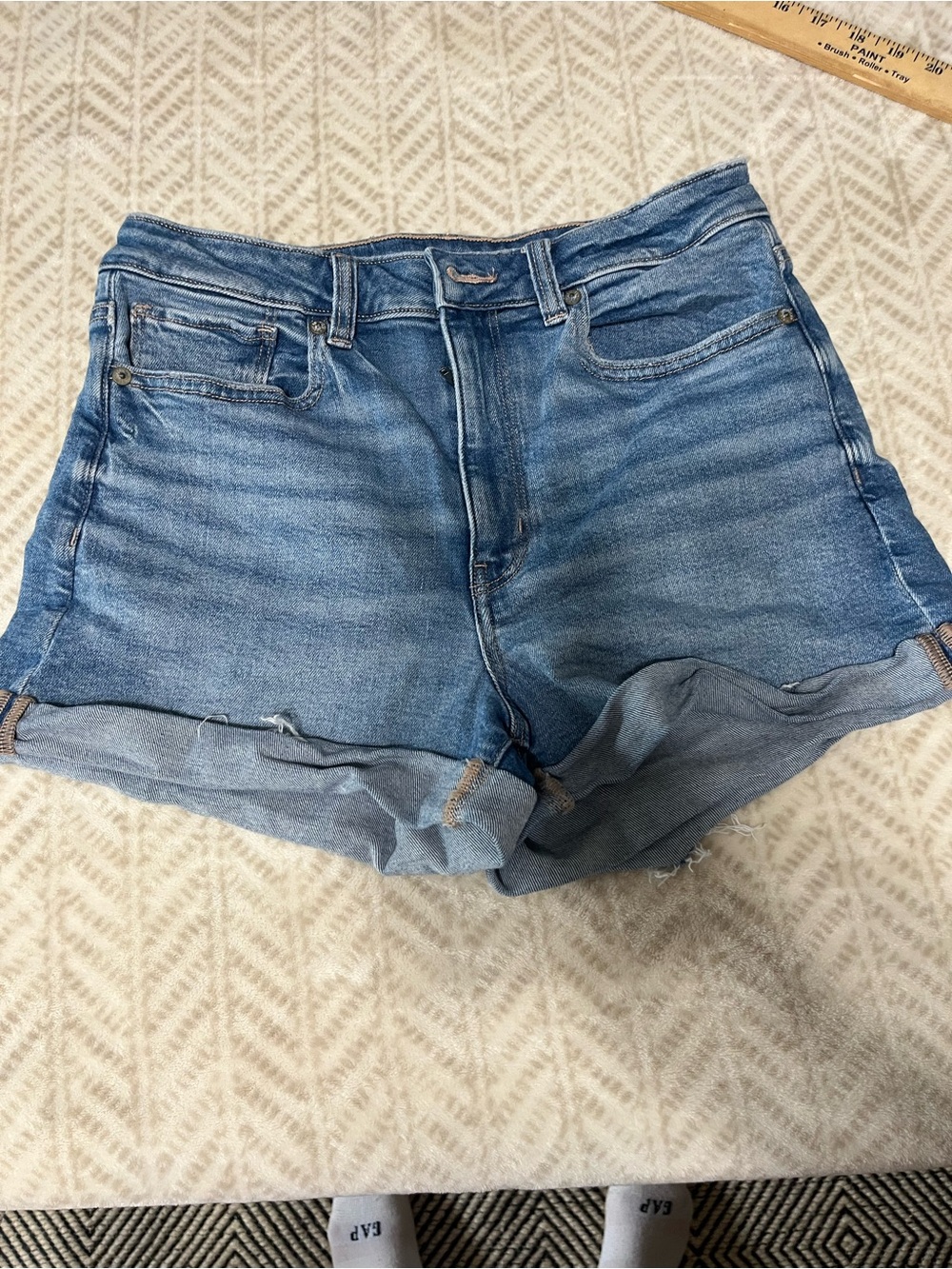 American Eagle Outfitters Faded Blue Cuffed Denim Shorts 6